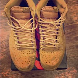 Air Jordan 1 wheat